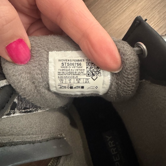 Sperry Black and Gray Boots - Picture 2 of 5